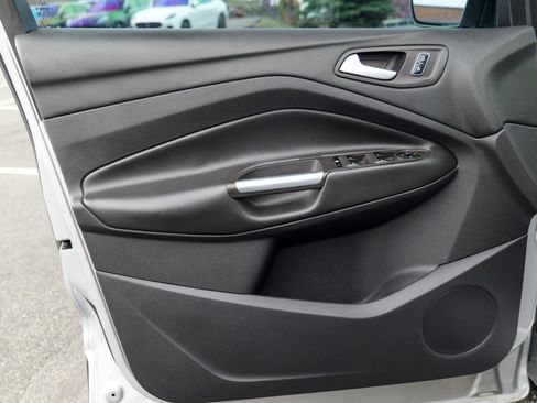 Used 2014 Ford Escape SE AWD/4WD image 16