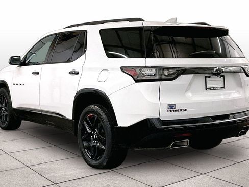 Used 2021 Chevrolet Traverse Premier w/ Redline Edition image 11