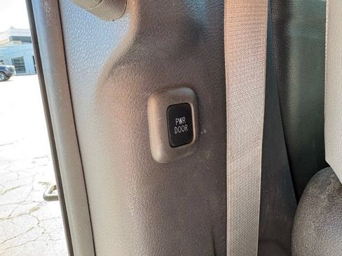 Used 2022 Toyota Sienna Limited AWD/4WD image 14