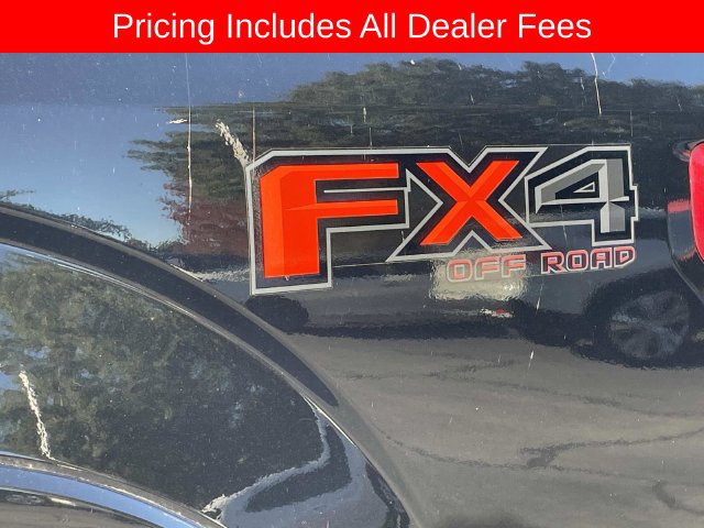 Used 2016 Ford F150 Platinum w/ Equipment Group 701A Luxury AWD/4WD image 5