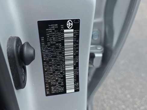 Used 2024 Toyota Corolla LE FWD image 24