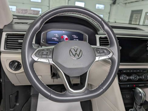 Used 2022 Volkswagen Atlas SE image 36