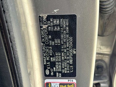 Used 2018 Kia Soul + FWD image 32