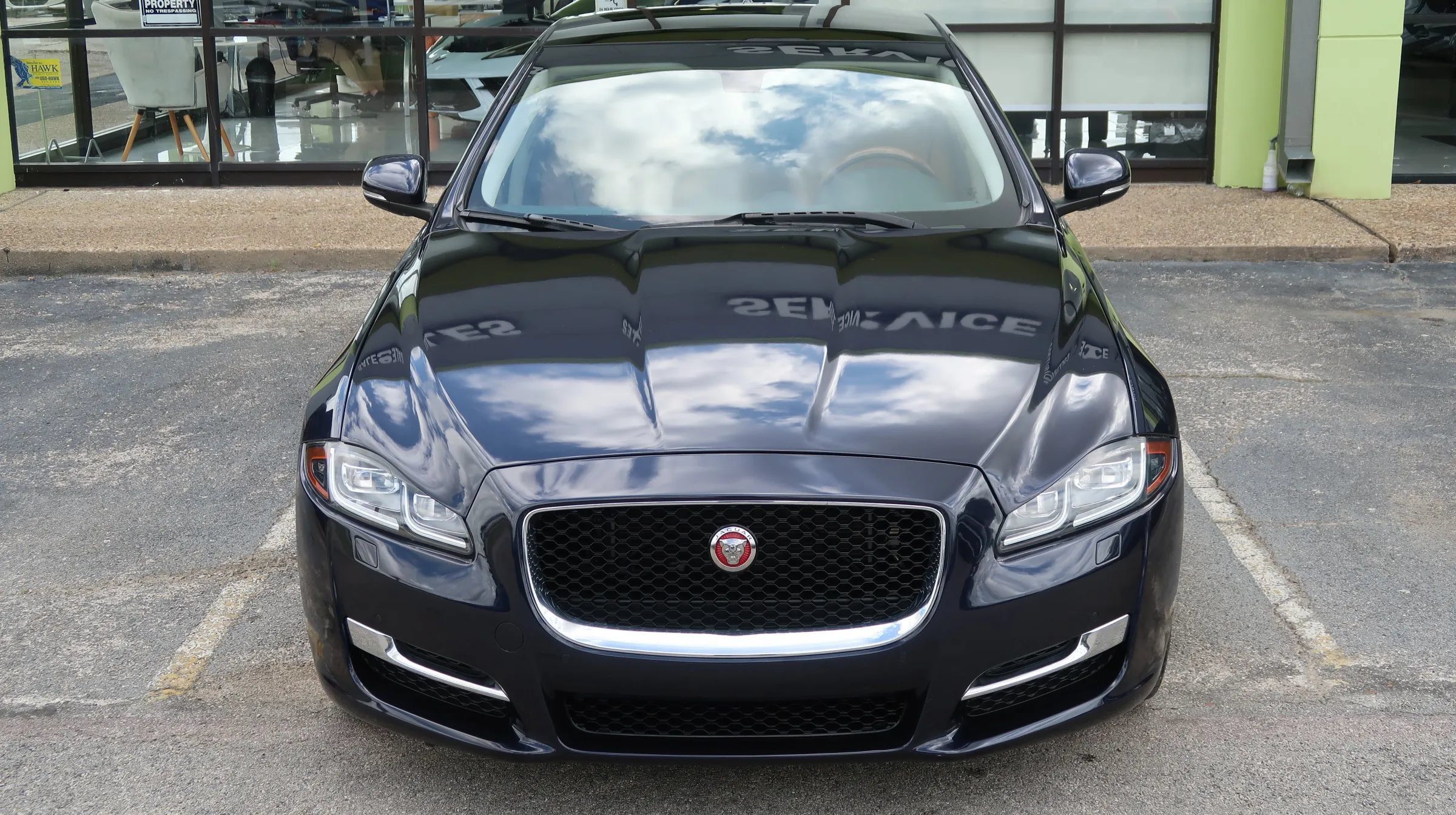 Used 2016 Jaguar XJ R-Sport RWD image 4