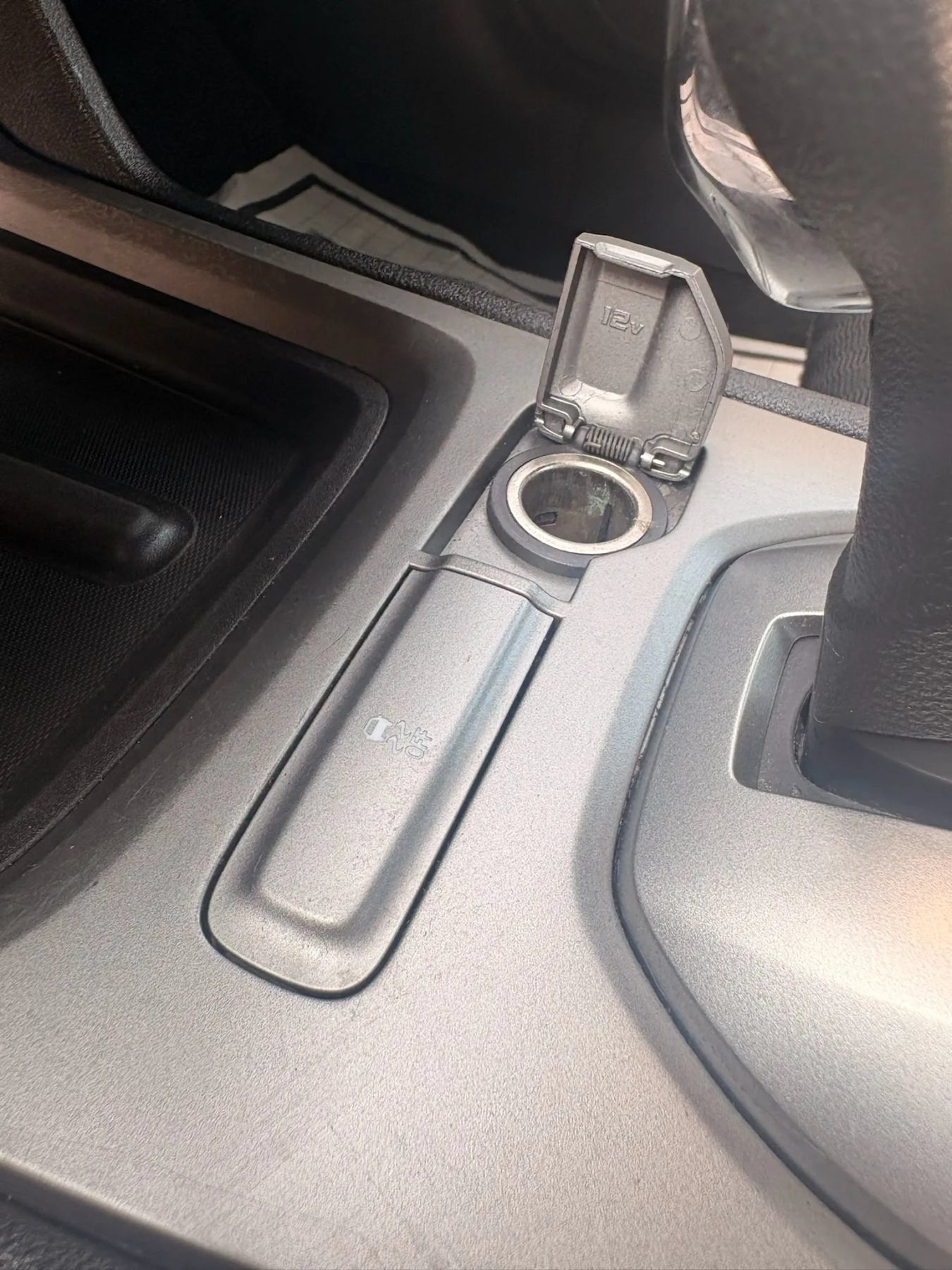 Used 2015 Chevrolet Camaro LS RWD image 18