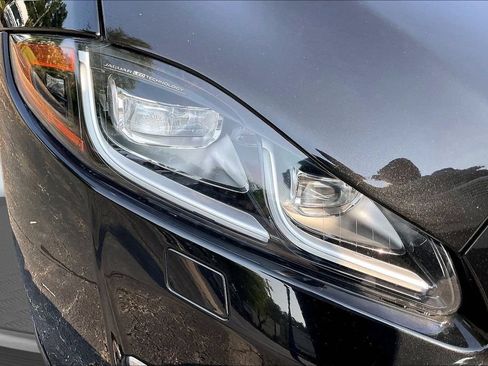 Used 2018 Jaguar XJ R-Sport RWD image 32