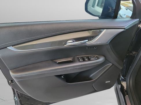 Used 2020 Cadillac XT6 Sport image 27