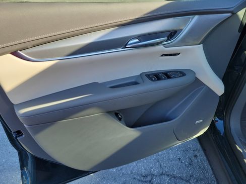 Used 2026 Cadillac XT5 Premium Luxury w/ Driver Assist Package FWD image 32