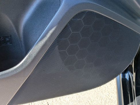 Used 2023 Subaru Crosstrek 2.0i Premium image 10