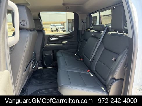 New 2026 GMC Sierra 1500 SLT AWD/4WD image 23
