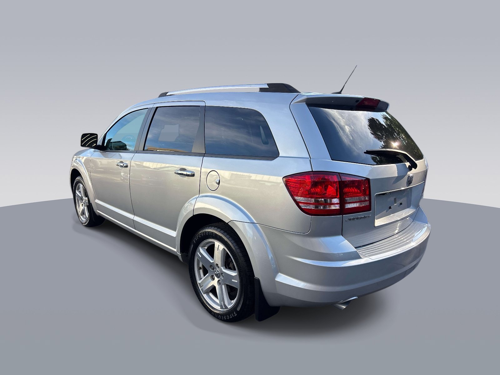 Used 2009 Dodge Journey R/T w/ Rear Seat Video Group FWD image 5