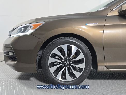 Used 2017 Honda Accord EX-L image 10