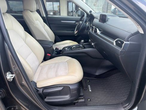 Used 2018 MAZDA CX-5 Touring w/ Preferred Equipment Package FWD image 23