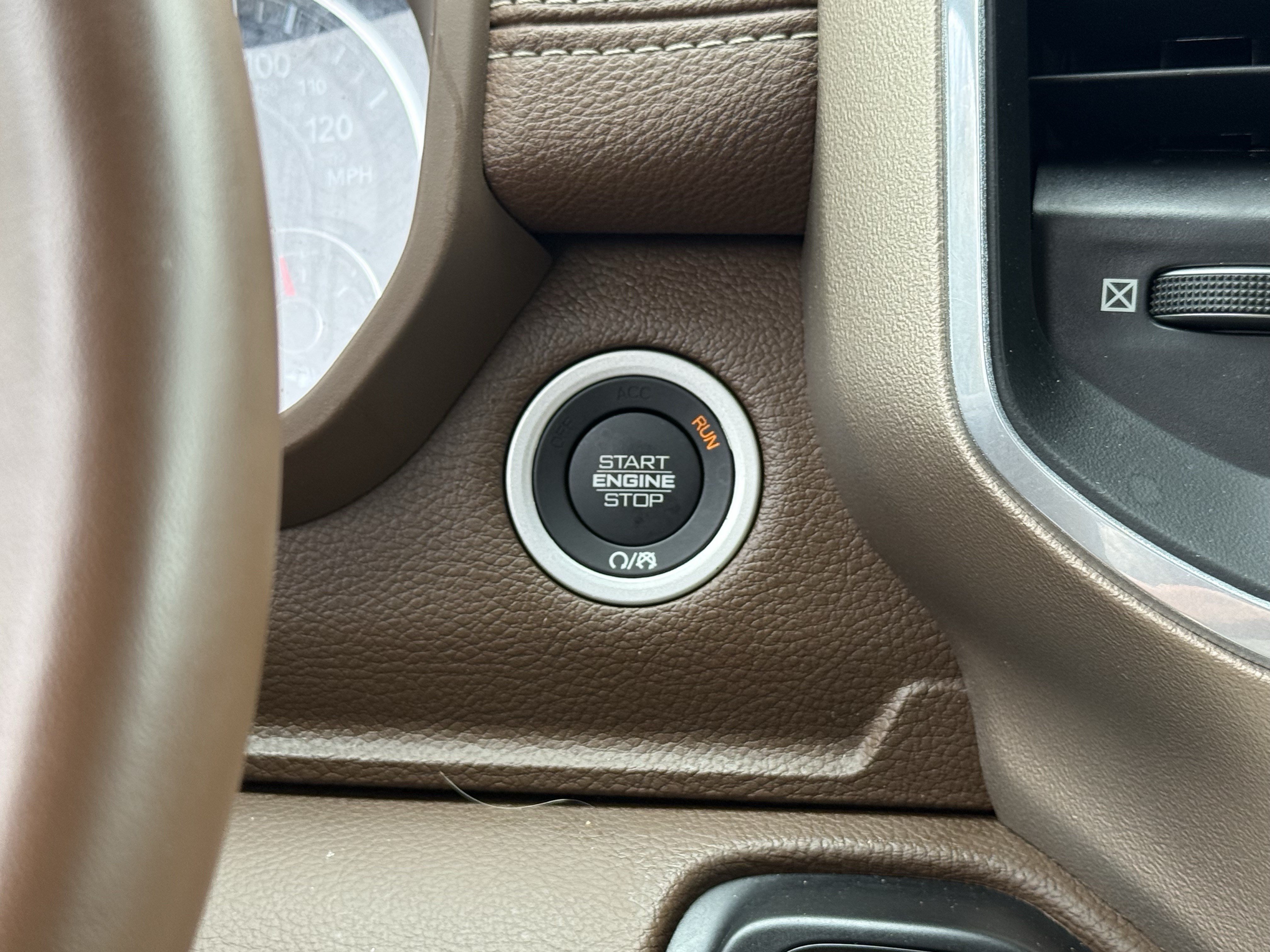 Used 2022 RAM 1500 Laramie w/ Laramie Southwest Edition AWD/4WD image 22
