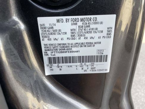 Used 2015 Ford F250 Lariat w/ Chrome Package image 10