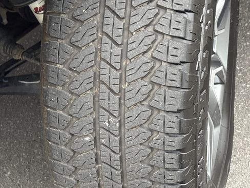 Used 2026 Chevrolet Silverado 1500 LT AWD/4WD image 13