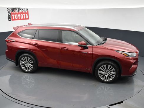 Used 2021 Toyota Highlander Platinum image 36