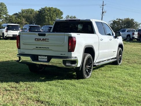 New 2026 GMC Sierra 1500 SLT w/ SLT Premium Plus Package AWD/4WD image 2