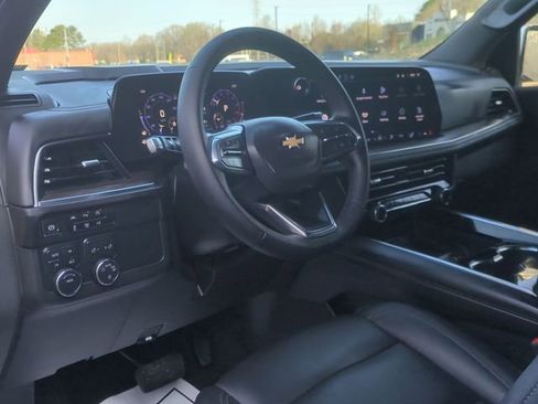 Used 2025 Chevrolet Tahoe LT AWD/4WD image 29