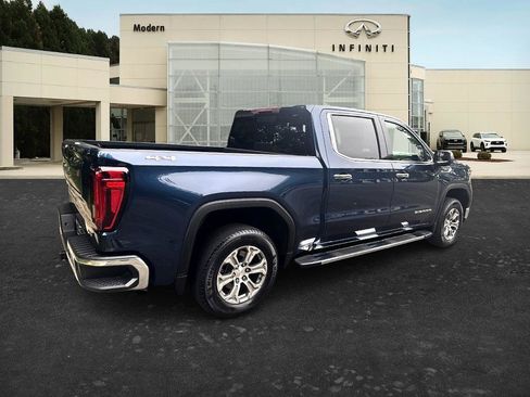 Used 2023 GMC Sierra 1500 SLT w/ SLT Convenience Package AWD/4WD image 5