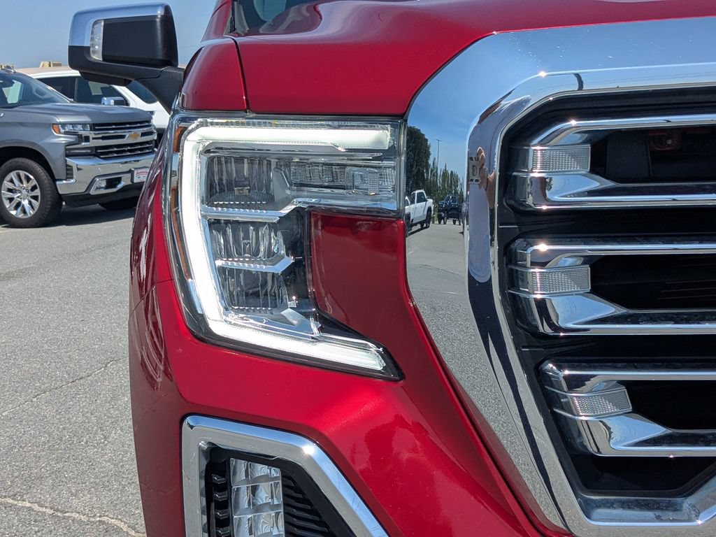 Used 2021 GMC Sierra 1500 SLT w/ SLT Premium Plus Package AWD/4WD image 10