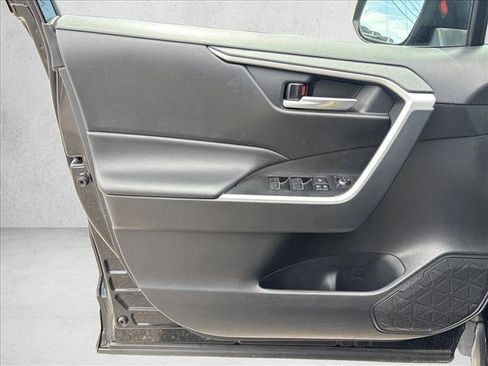 Certified 2025 Toyota RAV4 XLE FWD image 11
