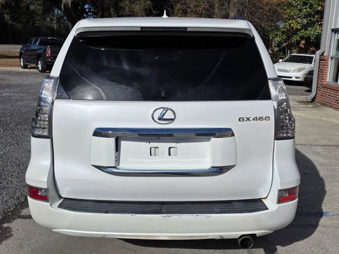 Used 2014 Lexus GX 460 image 7