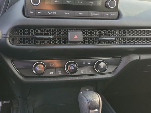 Used 2024 Honda HR-V LX image 27