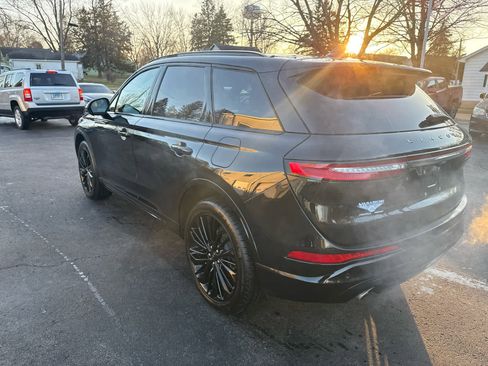 Used 2023 Lincoln Corsair Reserve w/ Equipment Group 201A image 5