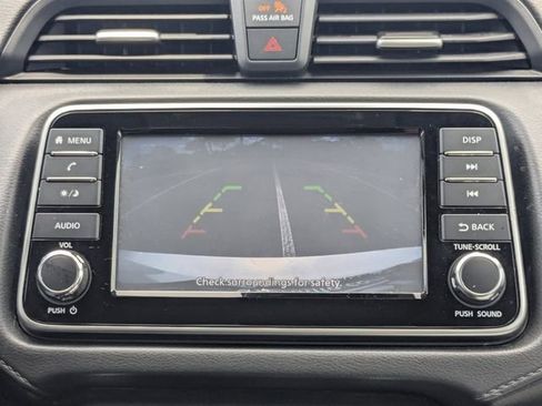 Used 2020 Nissan Versa S FWD image 22