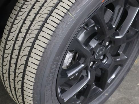 New 2026 Jeep Compass Latitude AWD/4WD image 34