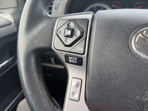 Used 2019 Toyota 4Runner SR5 RWD image 17