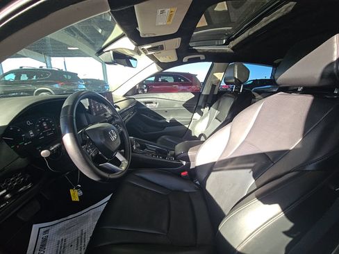 Used 2024 Honda Accord Touring image 7