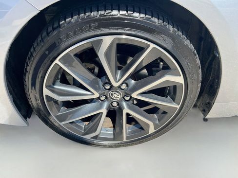 Used 2020 Toyota Corolla XSE FWD image 32