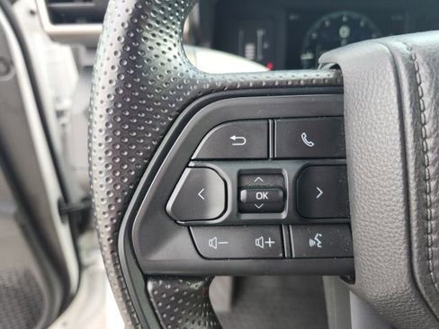 Certified 2025 Toyota Tacoma SR image 17