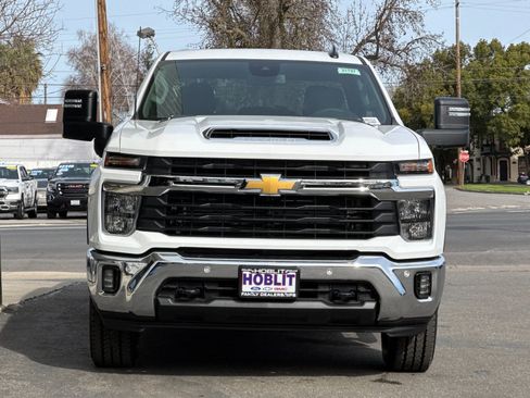 New 2026 Chevrolet Silverado 2500 LT w/ Safety Package AWD/4WD image 8