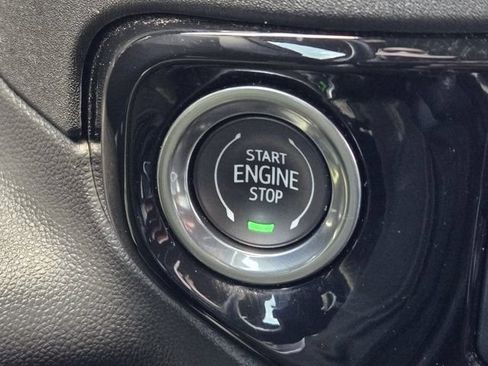 Used 2024 Chevrolet Silverado 1500 ZR2 w/ Technology Package AWD/4WD image 18