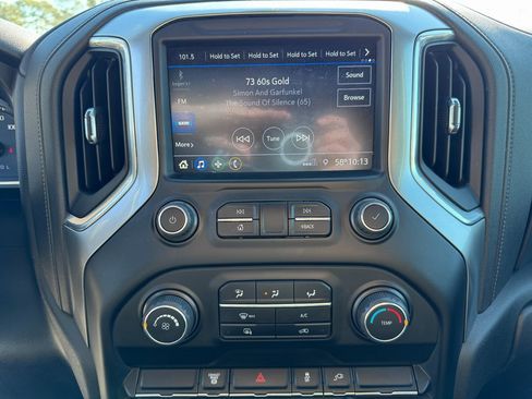 Used 2021 Chevrolet Silverado 3500 LT image 35