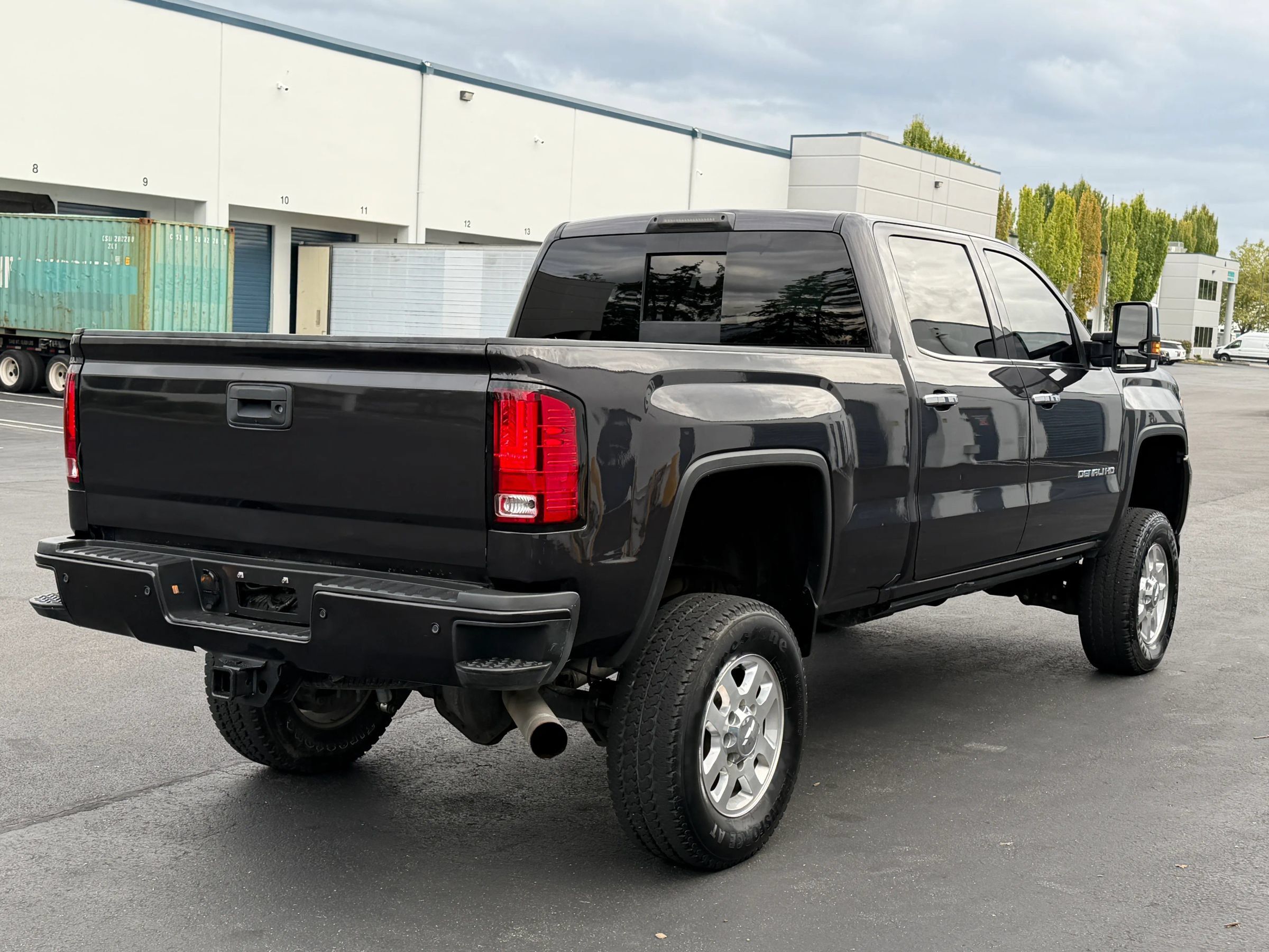 Used 2016 GMC Sierra 2500 Denali w/ Driver Alert Package AWD/4WD image 4
