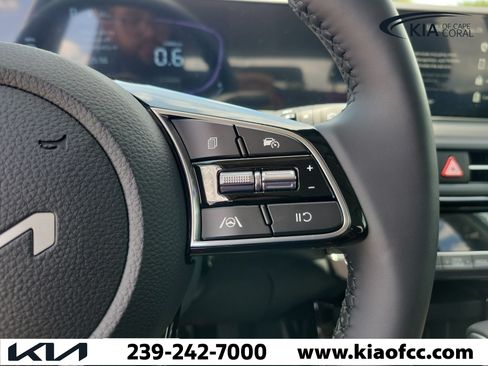 New 2026 Kia Seltos S FWD image 23