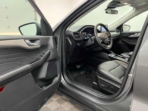 Certified 2022 Ford Escape SEL image 17