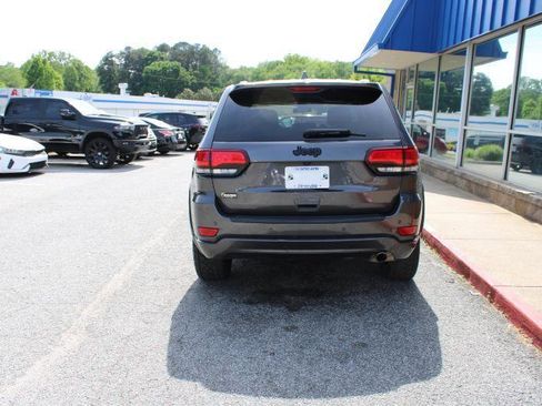 Used 2021 Jeep Grand Cherokee Laredo X RWD image 5
