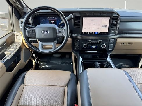 Used 2023 Ford F250 Lariat w/ Chrome Package image 5