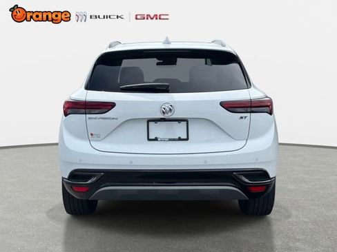 Used 2022 Buick Envision Essence w/ Sport Touring Package FWD image 4