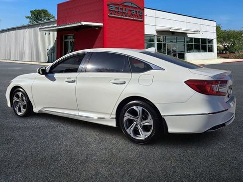 Used 2019 Honda Accord EX image 3