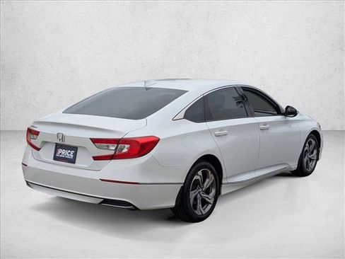 Used 2018 Honda Accord EX image 5