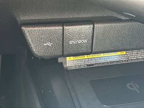 Used 2020 Toyota Camry XSE image 23