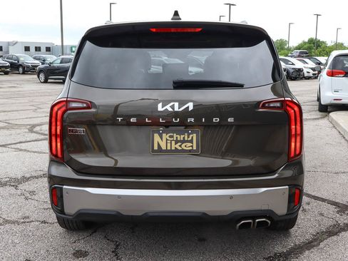 Used 2025 Kia Telluride S FWD image 5