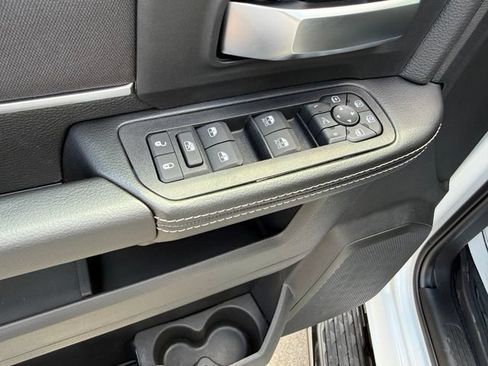 New 2026 RAM 2500 Big Horn AWD/4WD image 27
