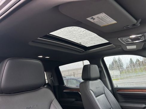 Used 2023 GMC Sierra 1500 Denali w/ Denali Reserve Package AWD/4WD image 27